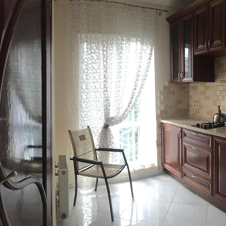 Cozy Studio Near Greek Square Daire Odessa Dış mekan fotoğraf
