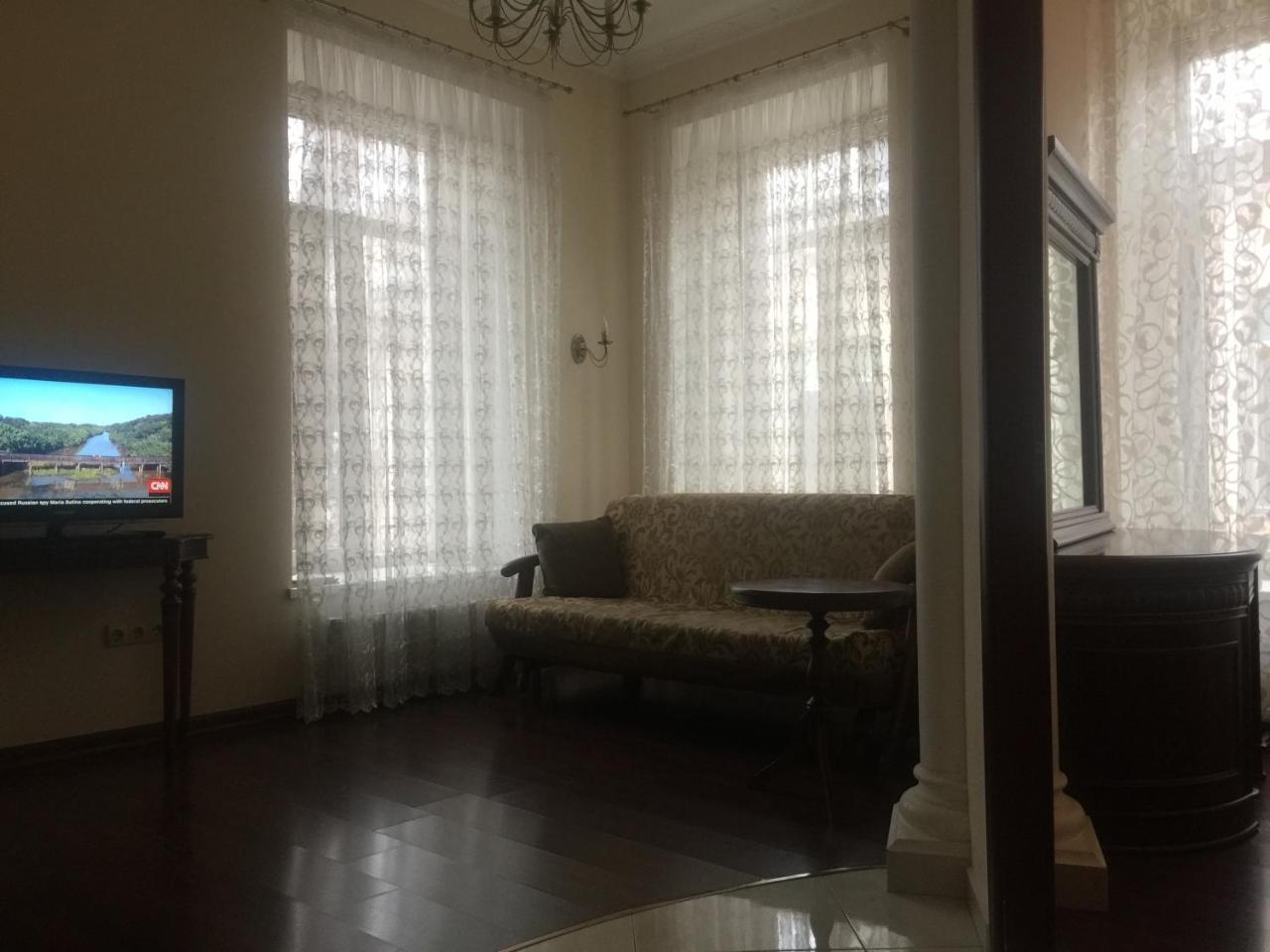 Cozy Studio Near Greek Square Daire Odessa Dış mekan fotoğraf