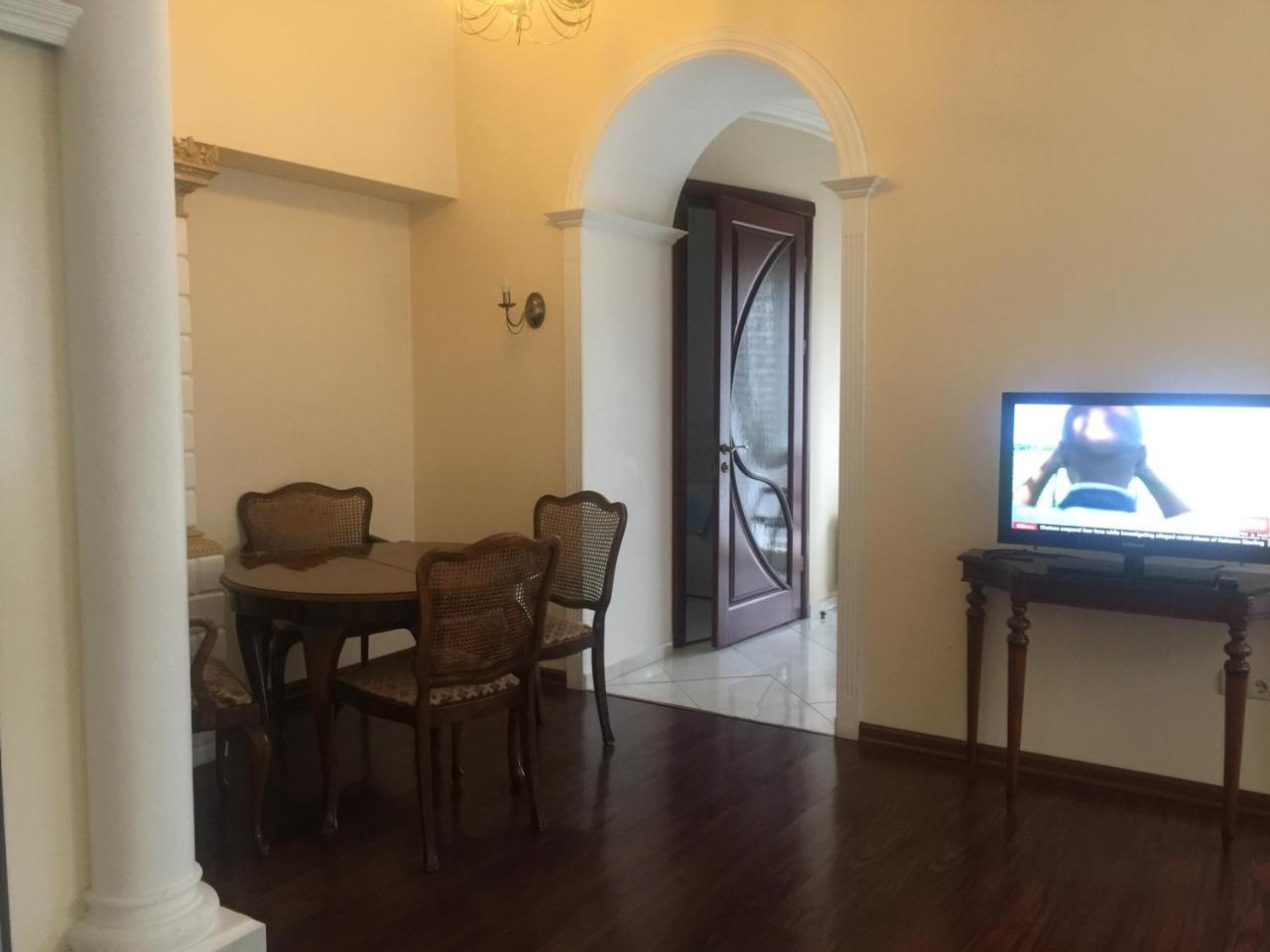 Cozy Studio Near Greek Square Daire Odessa Dış mekan fotoğraf